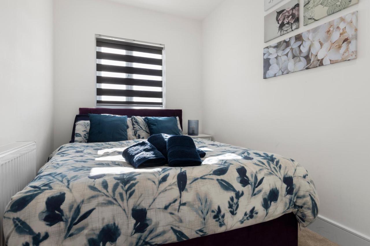 شقة Star London Vivian Avenue 2-Bed Haven The Hyde المظهر الخارجي الصورة