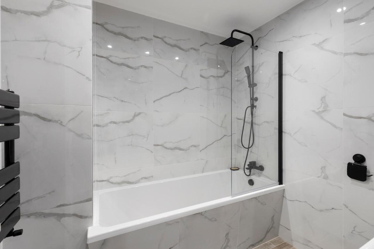 شقة Star London Vivian Avenue 2-Bed Haven The Hyde المظهر الخارجي الصورة